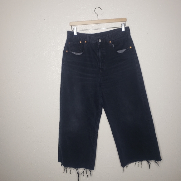 Levi's High Water Wide Leg Crop Black Jeans - Picture 2 of 9